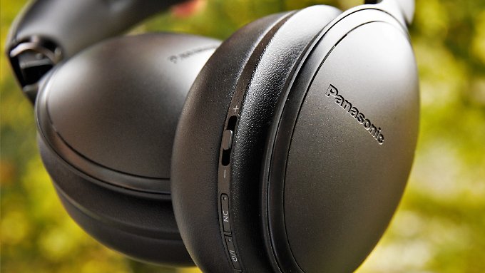 Besser als Boses Quietcomfort?: Panasonic HD605N ist ein Kopfhörer-Star