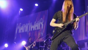Manowar-Gitarrist Karl Logan unter Kinderpornografie-Verdacht – Band reagiert