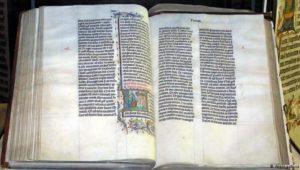 Die Vulgata-Bibel gibt es jetzt auch auf Deutsch