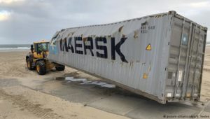 Bundesregierung fordert nach Havarie der „MSC Zoe“ Peilsender in Containern