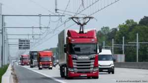 Erste Elektro-Autobahn in Deutschland gestartet