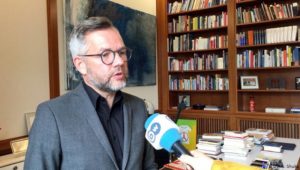 Roth: „EU muss Zusagen an Albanien jetzt einhalten“